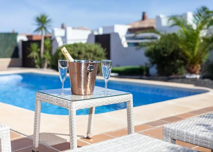 Rubi 19 Golf Private Pool By Holidays